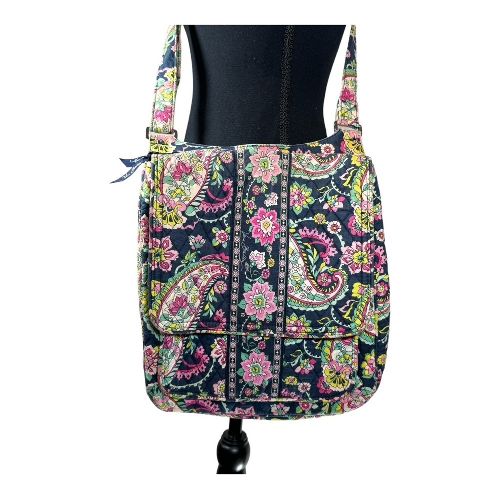 Vera Bradley Crossbody Mailbag in Petal Paisley
